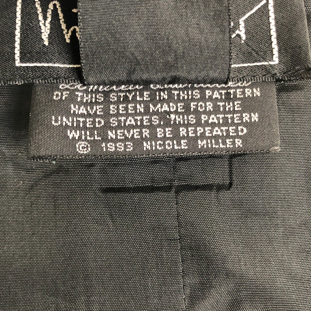 VTG NICOLE MILLER 100% Silk Comic Book Novelty Ski Vest Sz XL 44" Black Multi - Picture 5 of 9